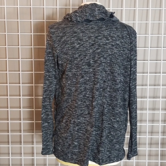 DKNY Multi Wear Cardigan Wrap - Picture 2 of 4